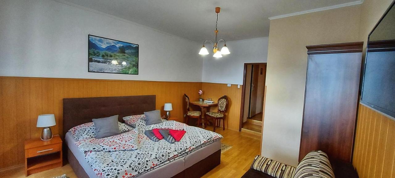 Penzion Tomino Banska Stiavnica Bagian luar foto