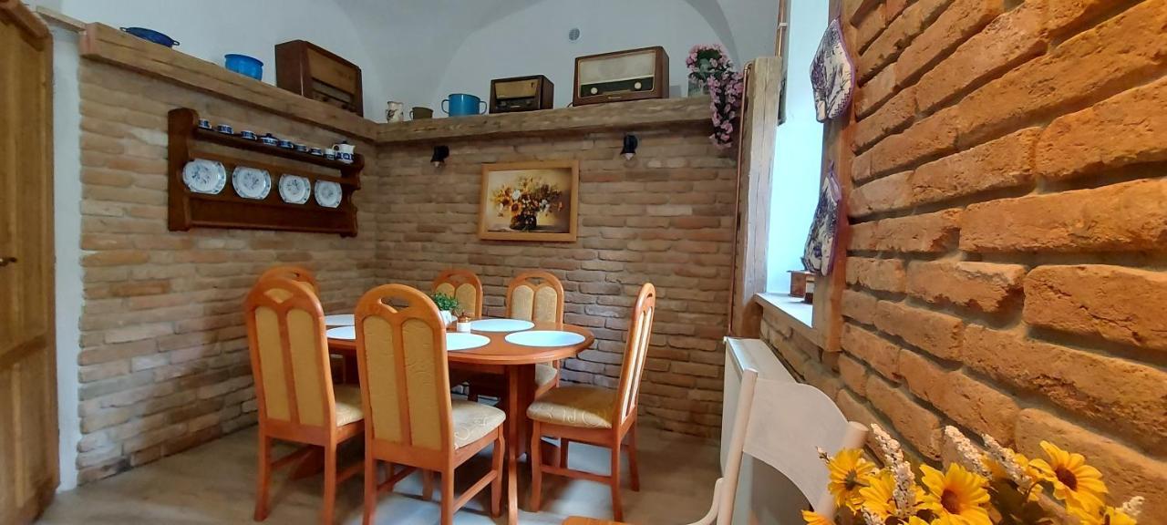 Penzion Tomino Banska Stiavnica Bagian luar foto