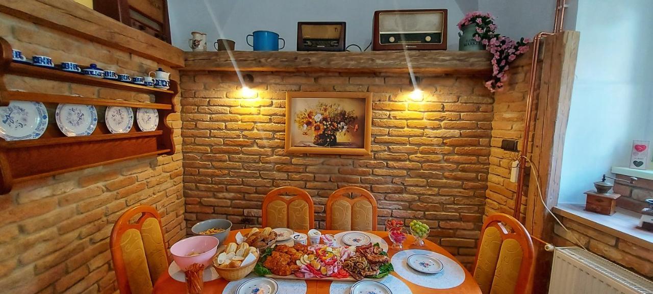 Penzion Tomino Banska Stiavnica Bagian luar foto
