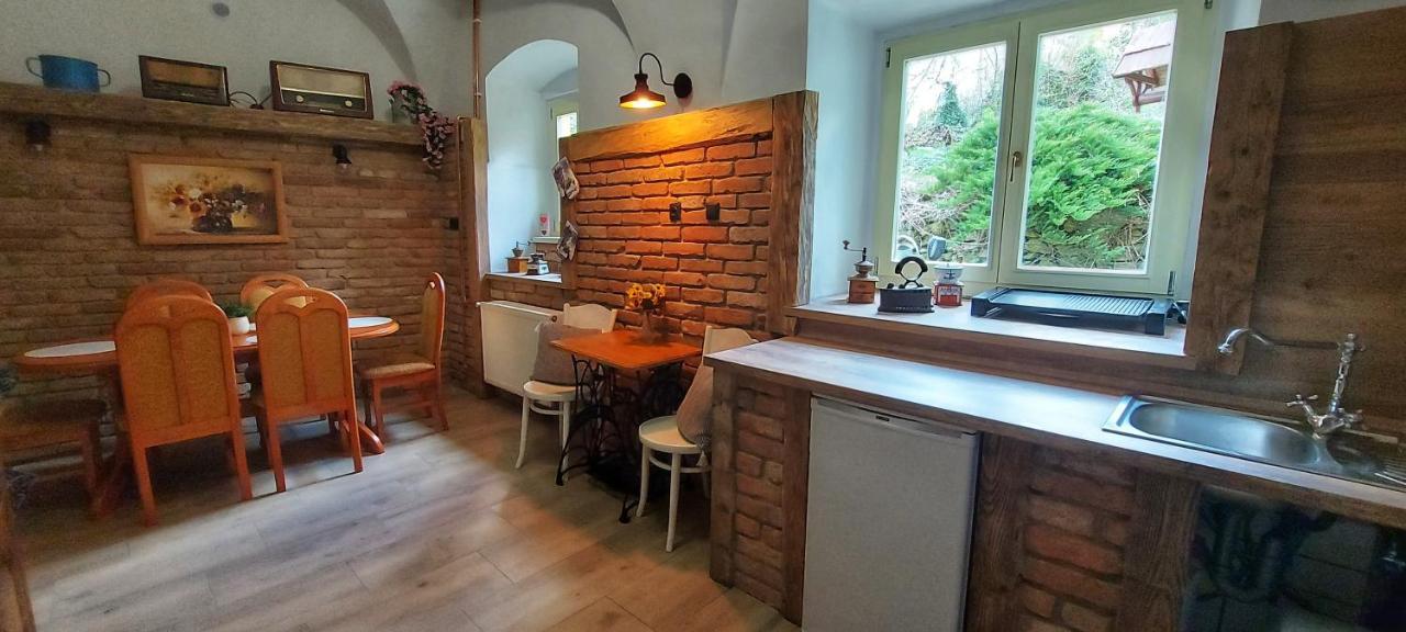 Penzion Tomino Banska Stiavnica Bagian luar foto