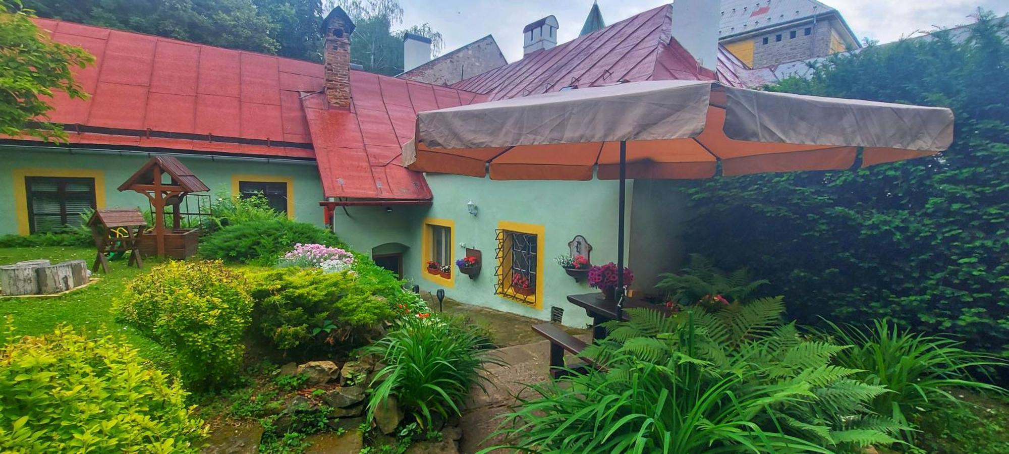 Penzion Tomino Banska Stiavnica Bagian luar foto