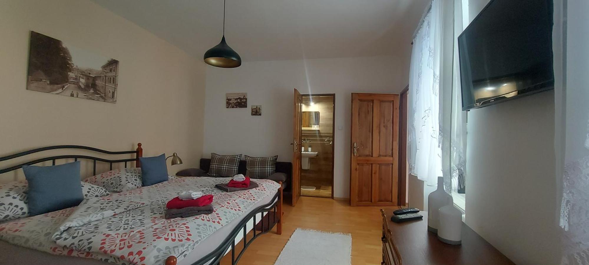 Penzion Tomino Banska Stiavnica Bagian luar foto